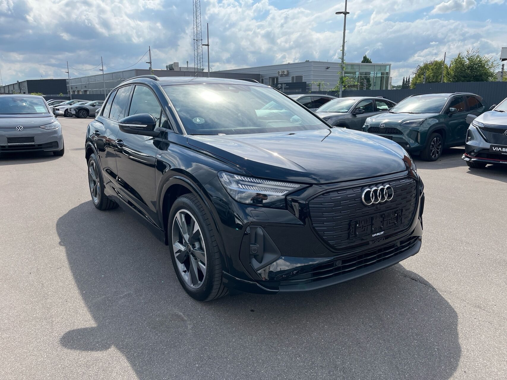 Sort Audi Q4 fra 2026