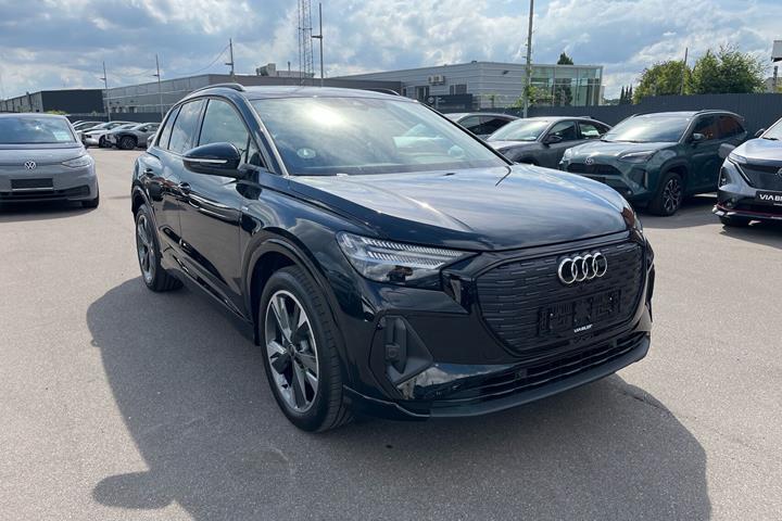 Sort Audi Q4 fra 2026