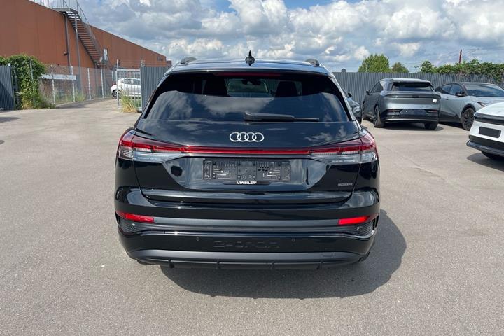 Sort Audi Q4 fra 2026