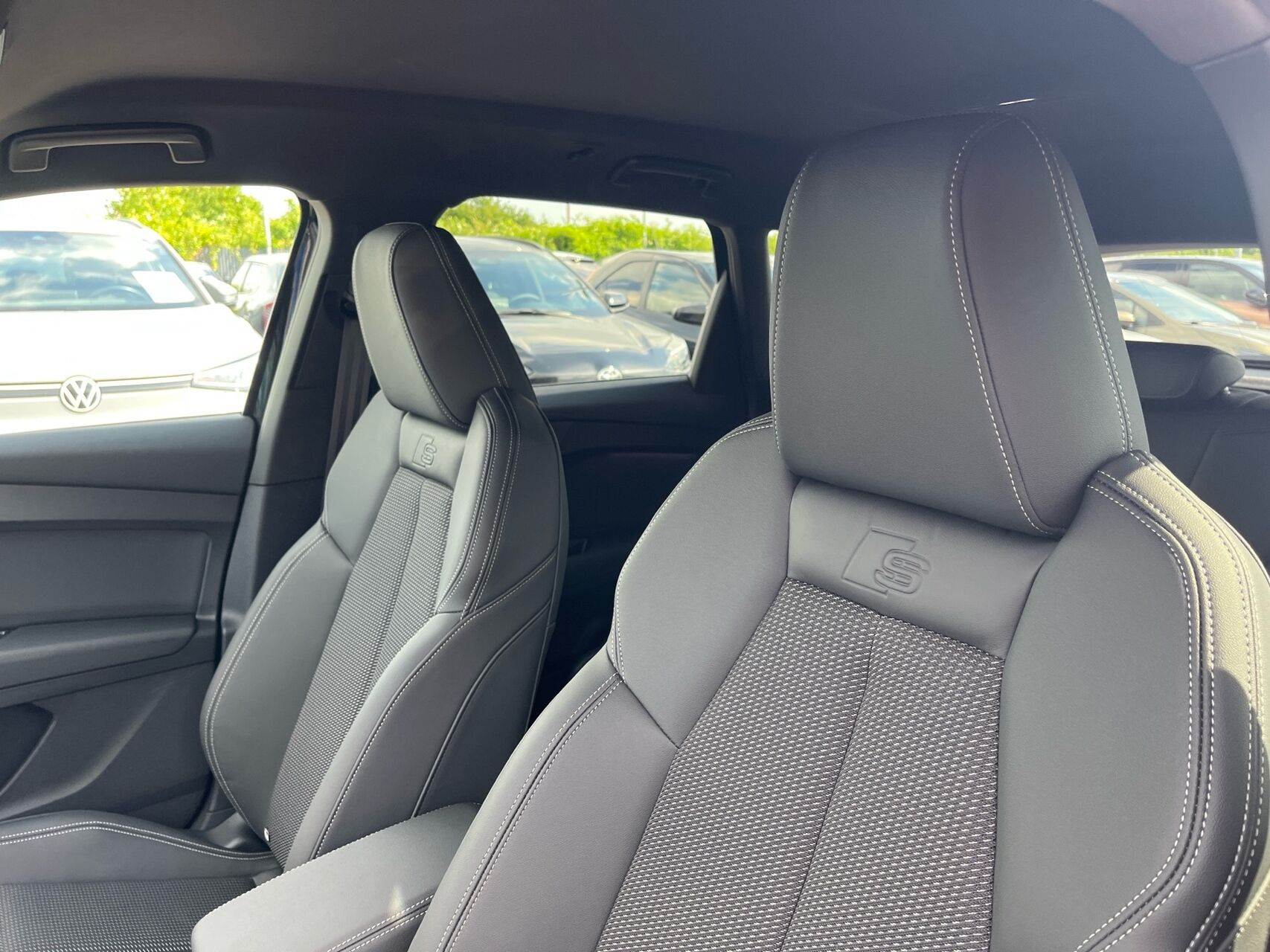 Sort Audi Q4 fra 2026