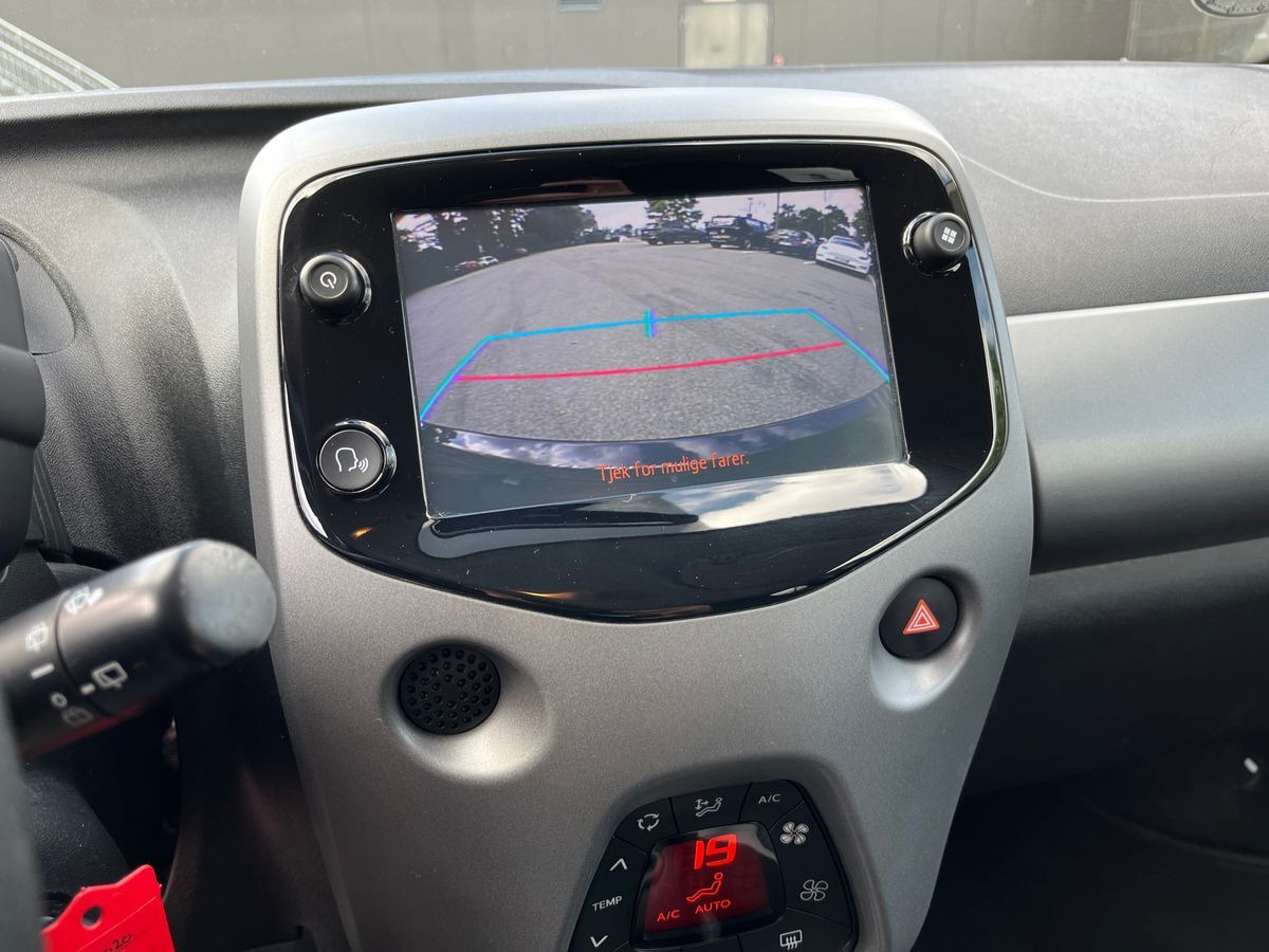Hvid Toyota Aygo fra 2020