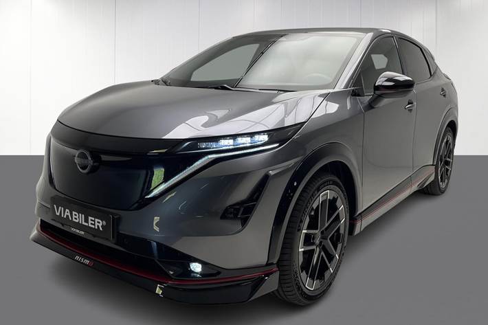 Grå Nissan Ariya fra 2026