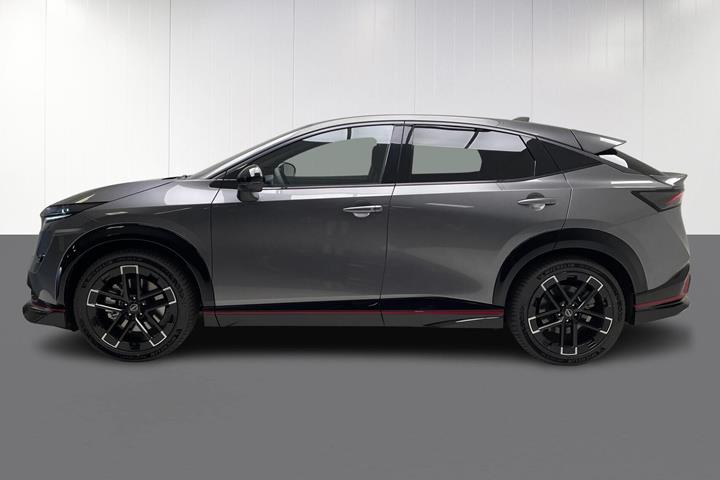 Grå Nissan Ariya fra 2026