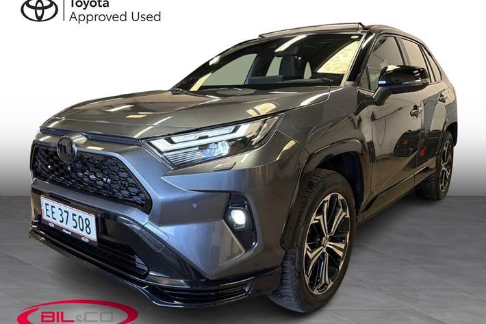Sort Toyota RAV4 Plug-in fra 2023