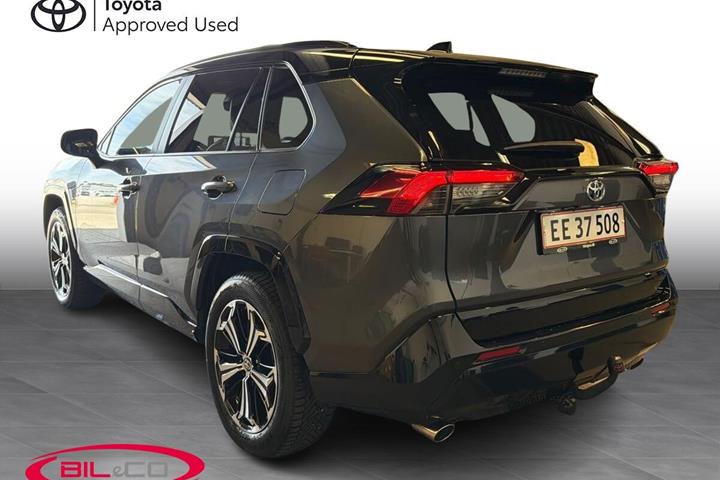 Sort Toyota RAV4 Plug-in fra 2023