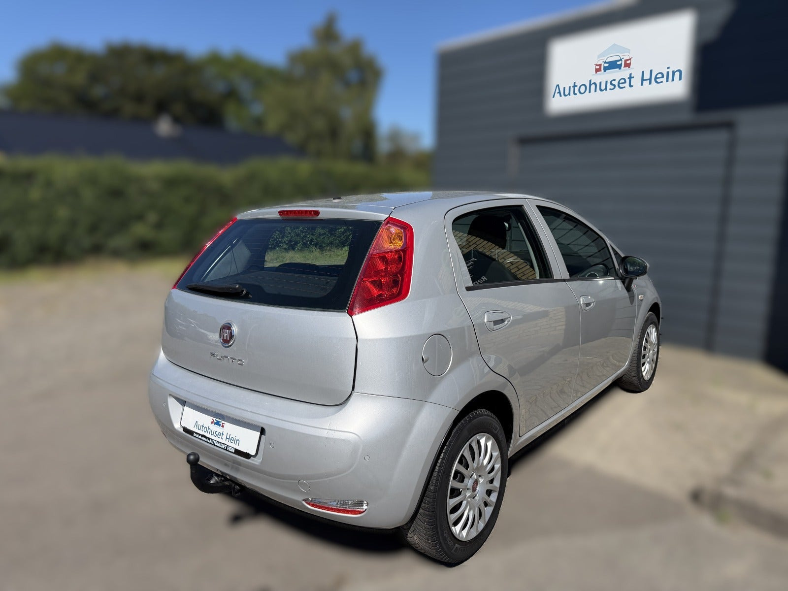 Sølv Fiat Punto fra 2018