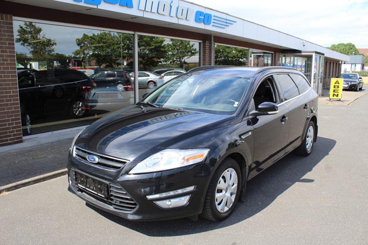 Sort Ford Mondeo fra 2012