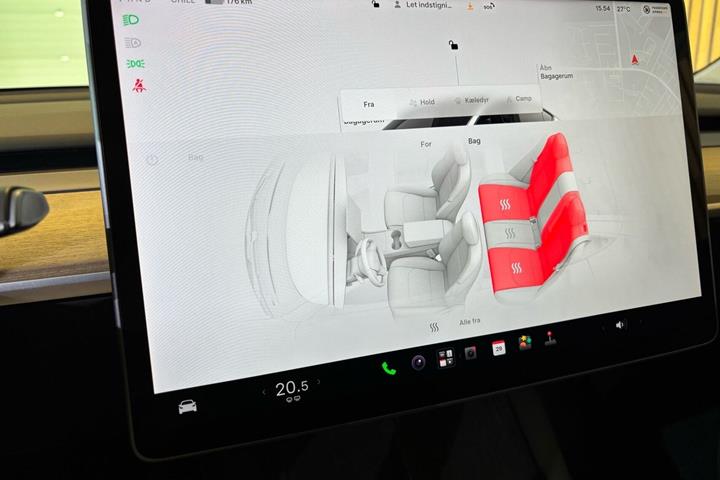 Hvid Tesla Model Y fra 2022