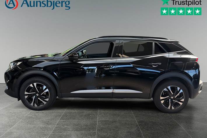 Sort Peugeot e-2008 fra 2021