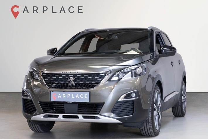 Grøn Peugeot 3008 fra 2019