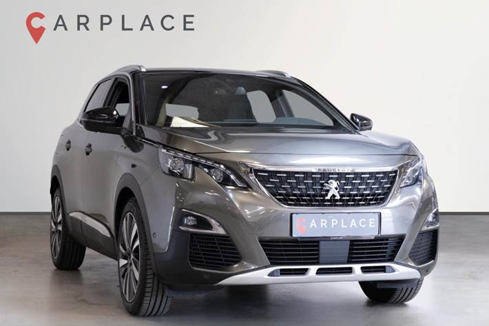 Grøn Peugeot 3008 fra 2019