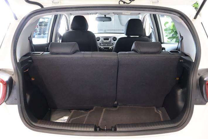 Hvid Hyundai i10 fra 2017