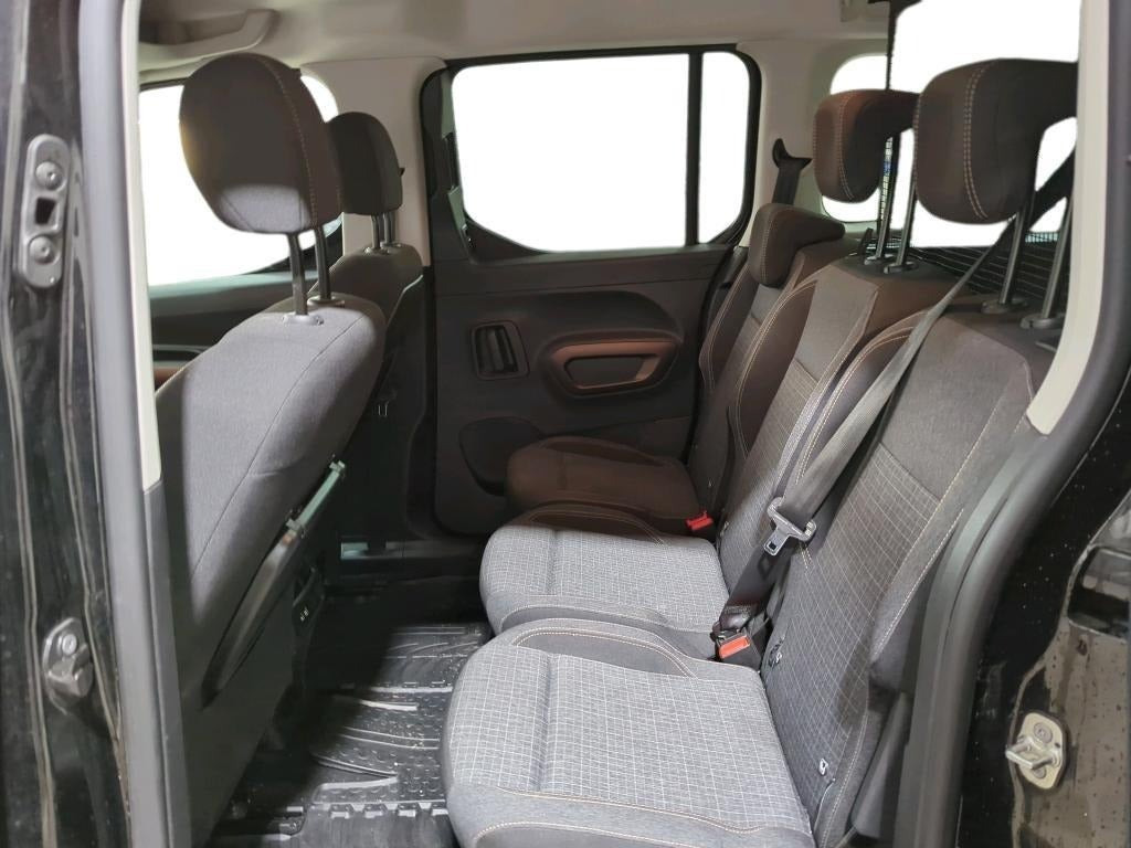 Sort Peugeot e-Rifter fra 2023