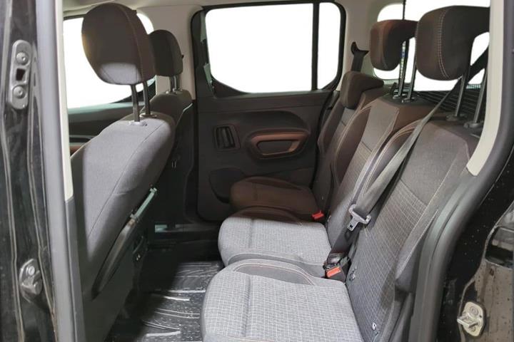 Sort Peugeot e-Rifter fra 2023