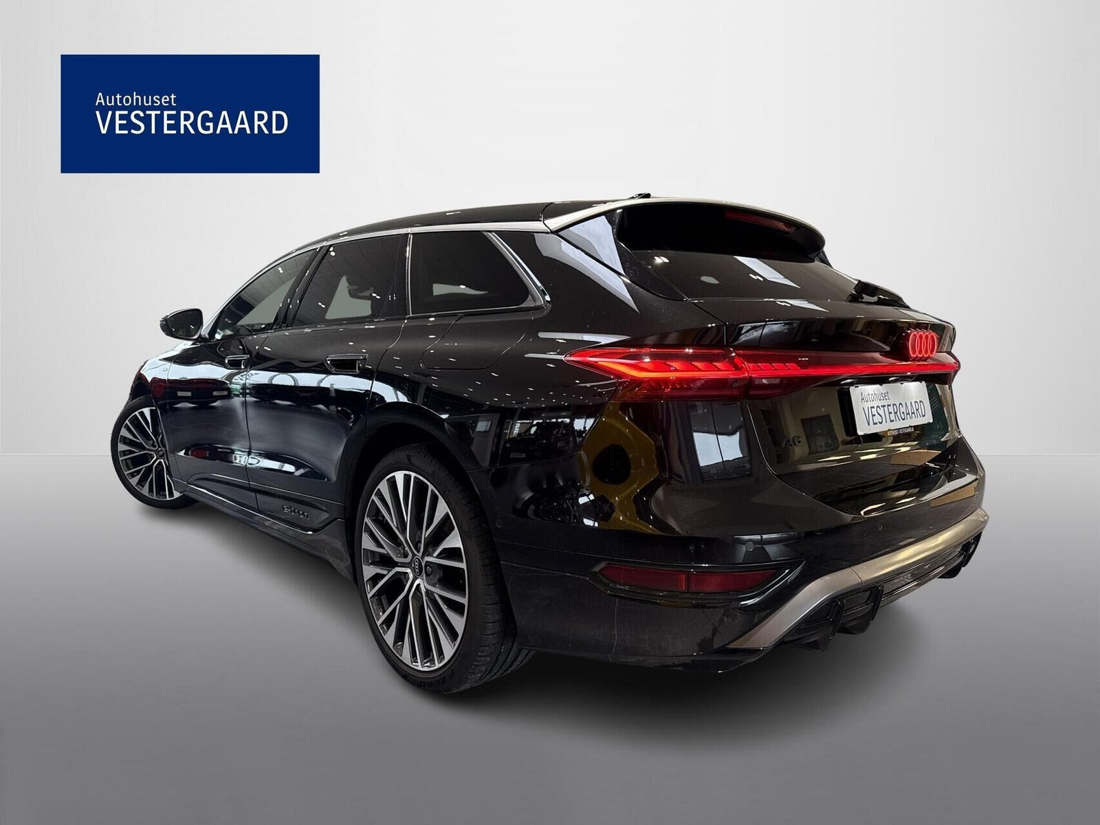 Sort Audi A6 e-tron fra 2025