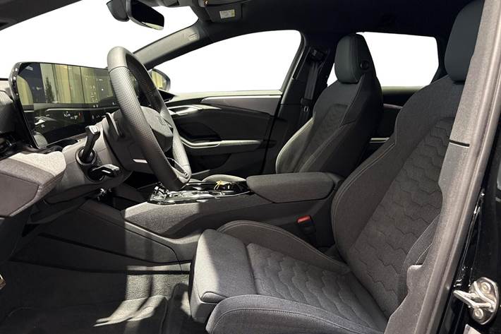 Sort Audi A6 e-tron fra 2025