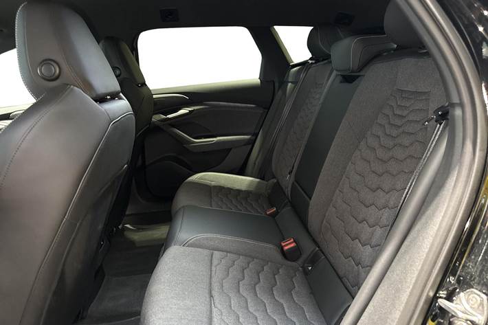 Sort Audi A6 e-tron fra 2025
