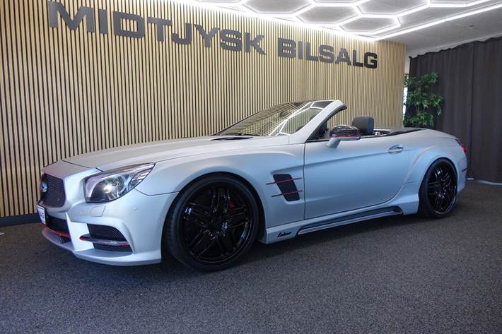Sort Mercedes SL350 fra 2013 set udefra