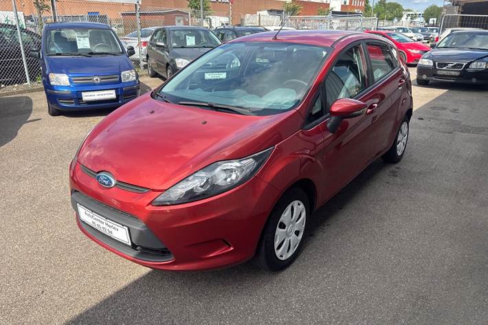 Kobber Ford Fiesta fra 2010