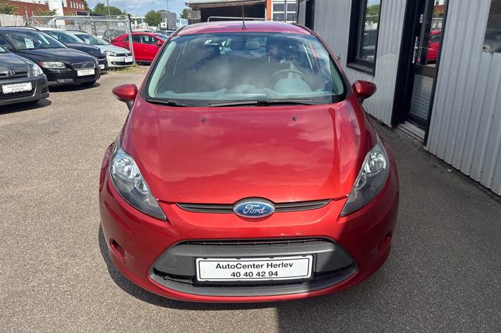 Kobber Ford Fiesta fra 2010