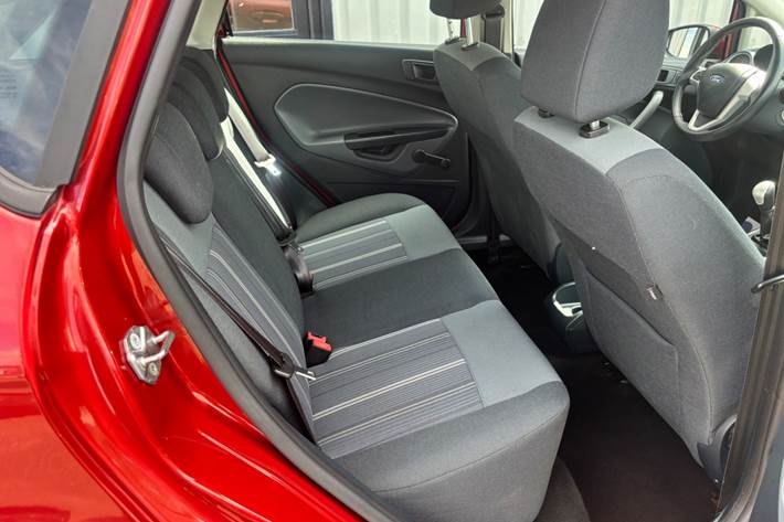 Kobber Ford Fiesta fra 2010