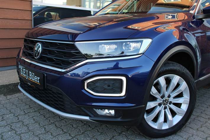 Blå VW T-Roc fra 2021