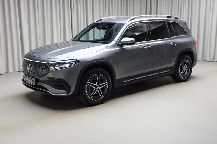 Grå Mercedes EQB250+ fra 2026