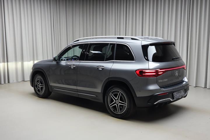 Grå Mercedes EQB250+ fra 2026