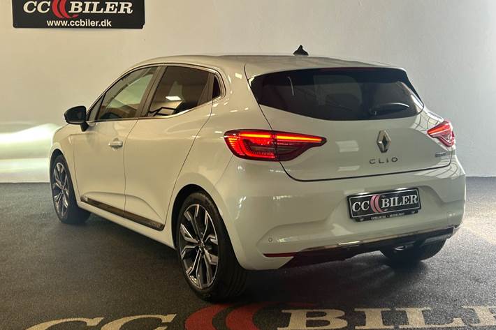 Hvid Renault Clio V fra 2021