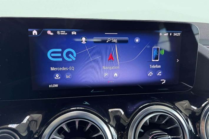 Sølv Mercedes EQA250+ fra 2025