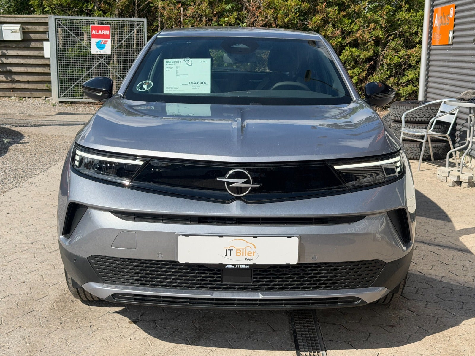 Sølv Opel Mokka-e fra 2025