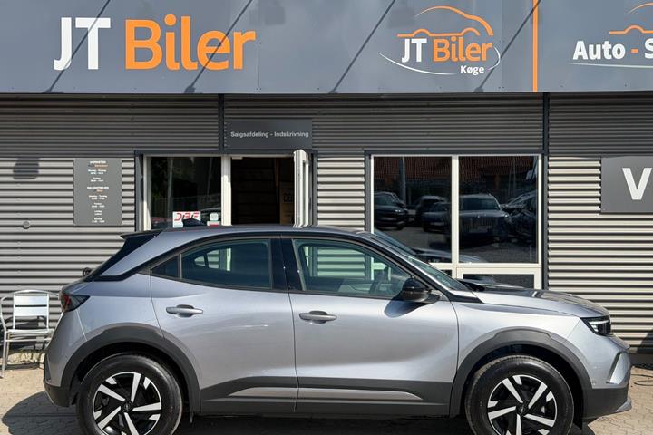 Sølv Opel Mokka-e fra 2025