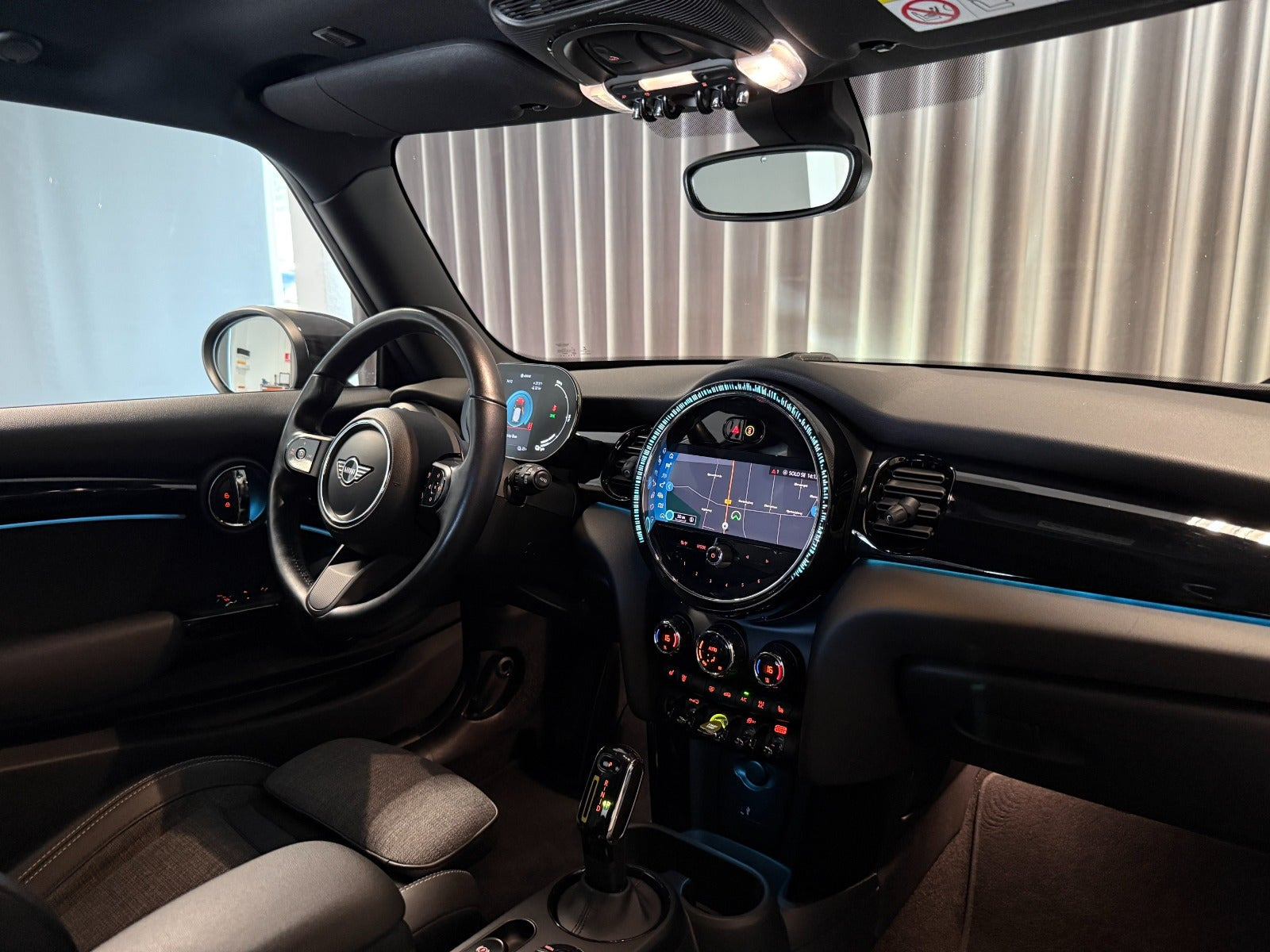 Sort Mini Cooper SE fra 2021