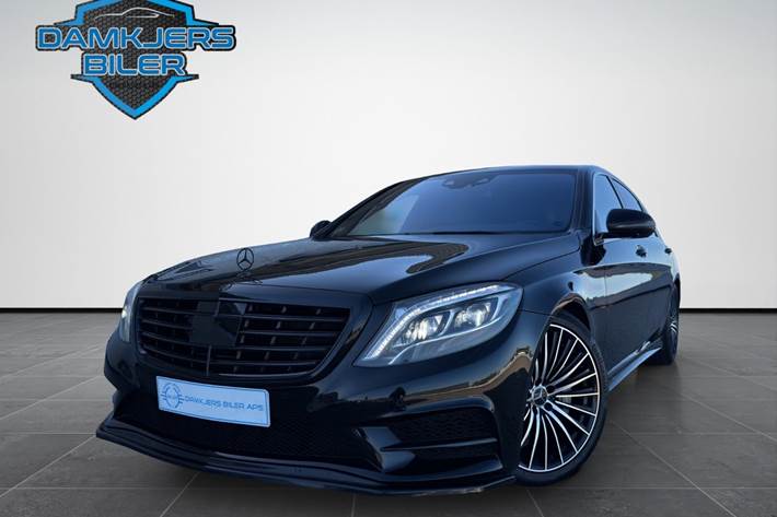 Brun Mercedes S500 fra 2014 set udefra