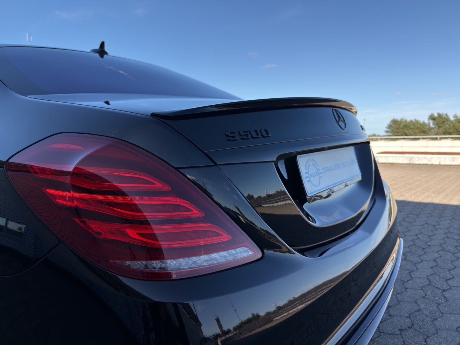 Brun Mercedes S500 fra 2014