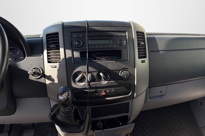 undefined Mercedes Sprinter 313 fra 2012 set indefra