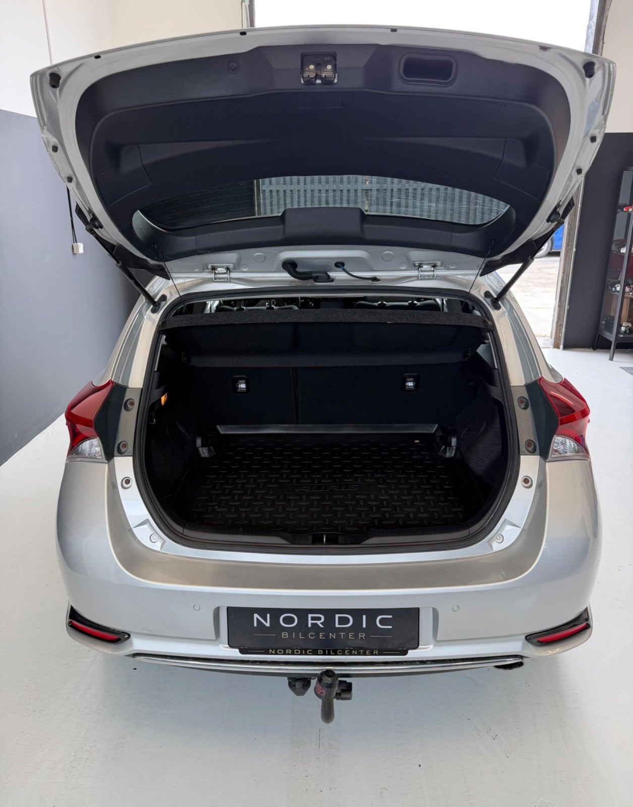 undefined Toyota Auris fra 2016