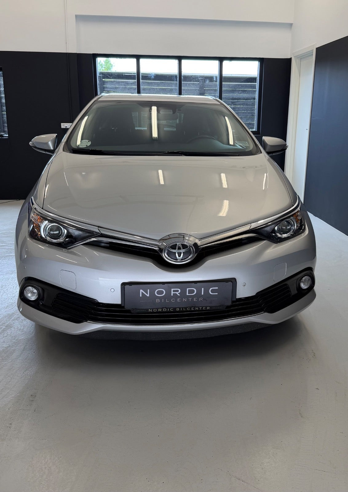undefined Toyota Auris fra 2016