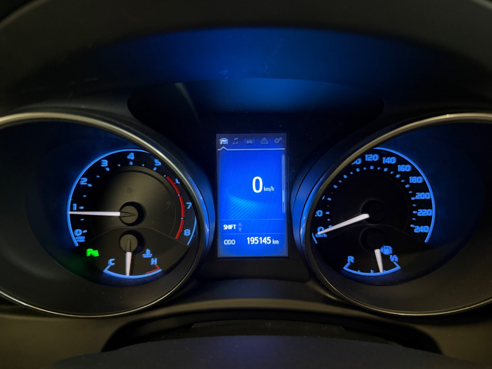 undefined Toyota Auris fra 2016