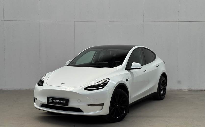 Tesla Model Y Long Range AWD