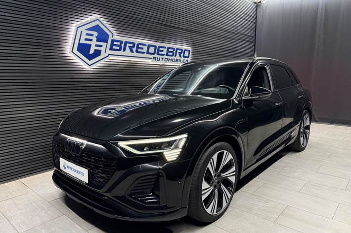 Sort Audi Q8 e-tron fra 2024