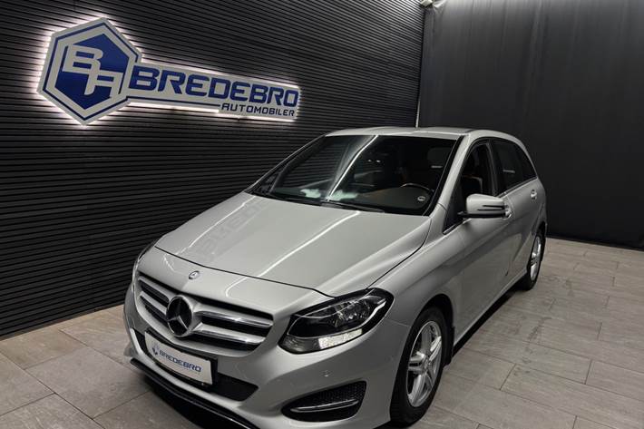 Sølv Mercedes B180 d fra 2016