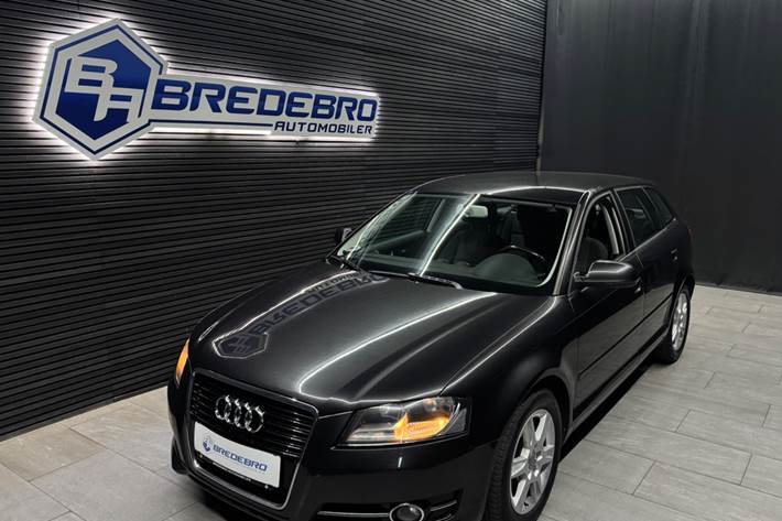Grå Audi A3 fra 2011