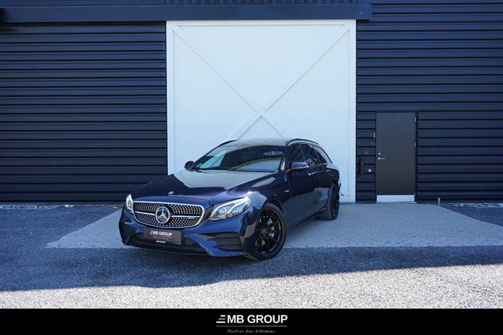 Blå Mercedes E43 fra 2017