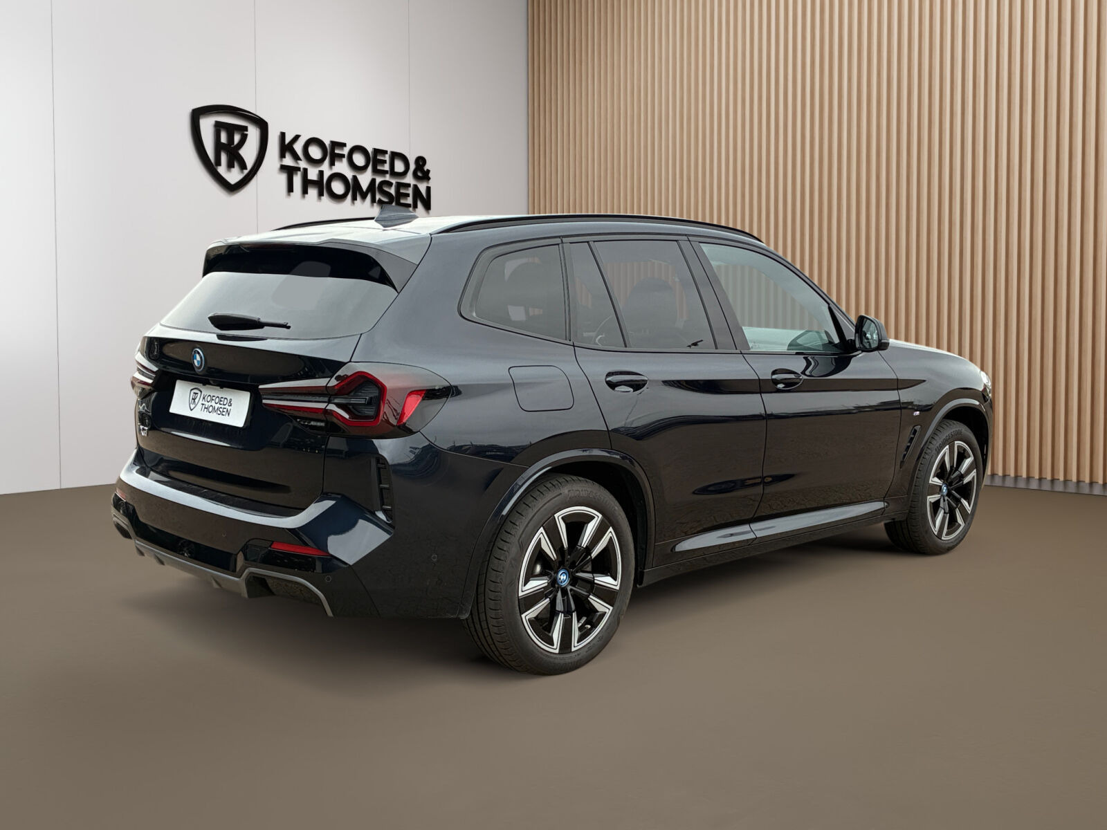 Sort BMW iX3 fra 2024