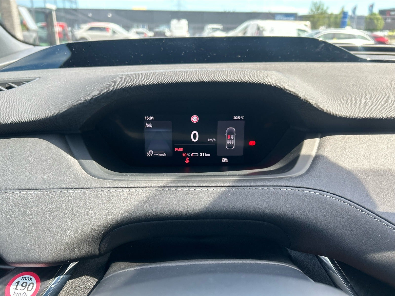 Grå Skoda Enyaq fra 2024