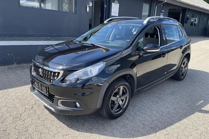 Sort Peugeot 2008 fra 2019 set udefra