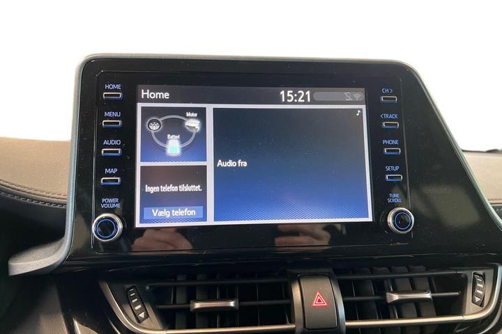 Grå Toyota C-HR fra 2022