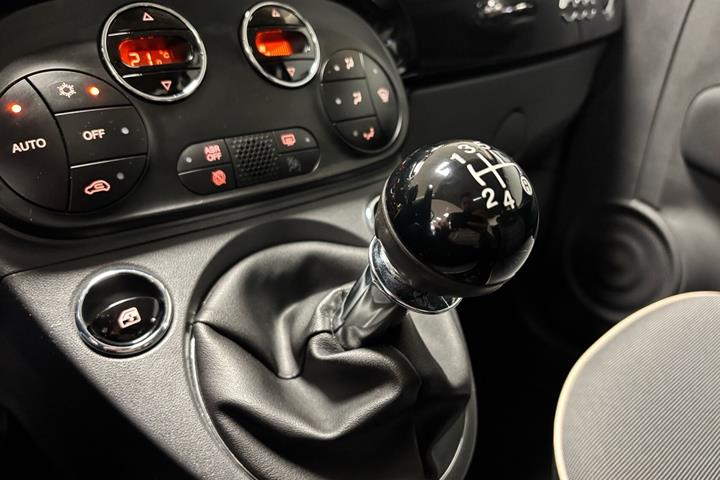 Sort Fiat 500 fra 2017