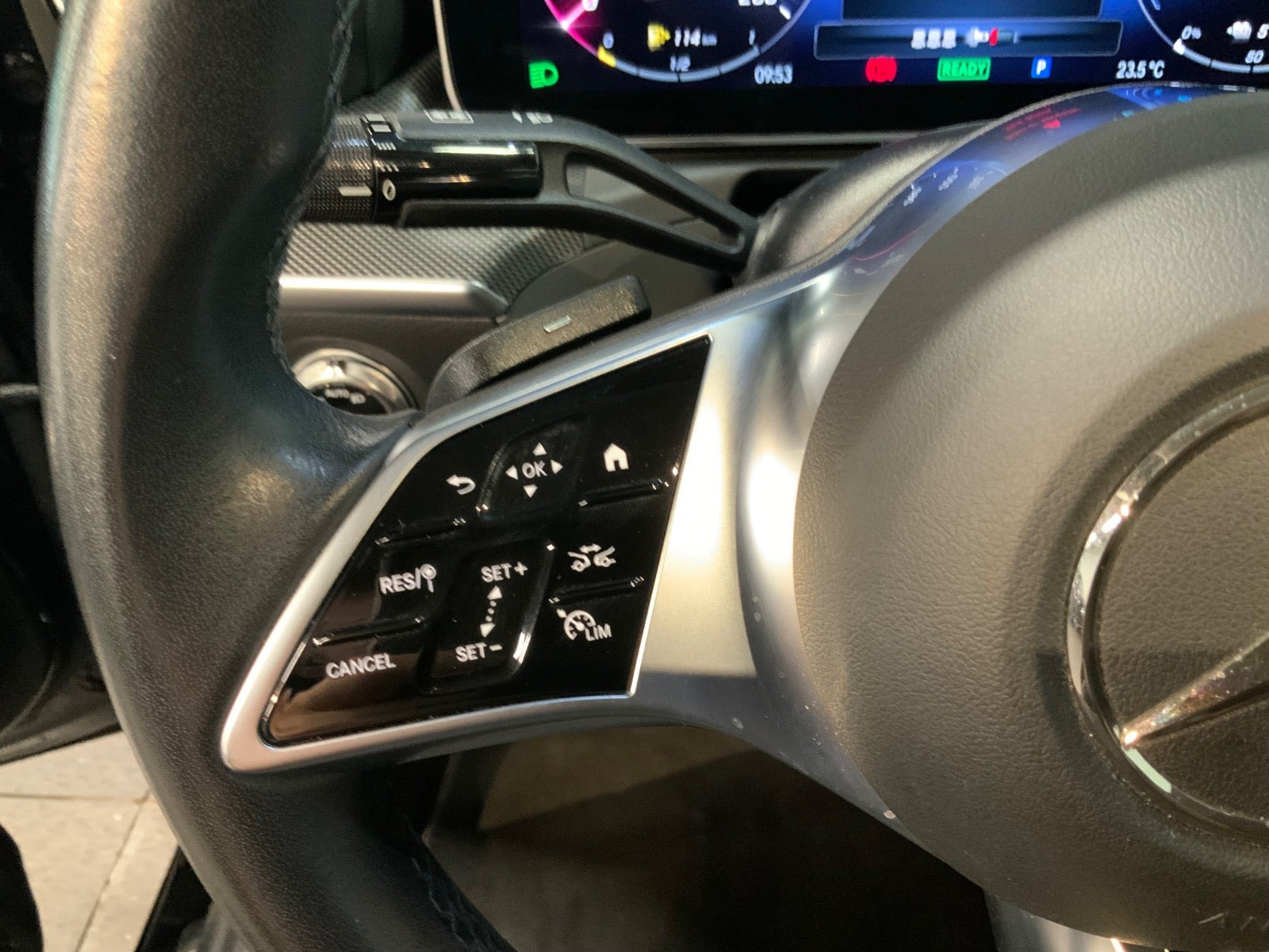 Sort Mercedes C300 e fra 2022
